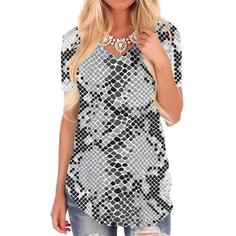 Giyu Brand Snake Skin T-shirt women Black And White Shirt Print Novel Tshirts Printed Harajuku V-neck Tshirt Womens Clothing
Giyu Brand Snake Skin T-shirt women Black And White Shirt Print Novel Tshirts Printed Harajuku V-neck Tshirt Womens Clothing