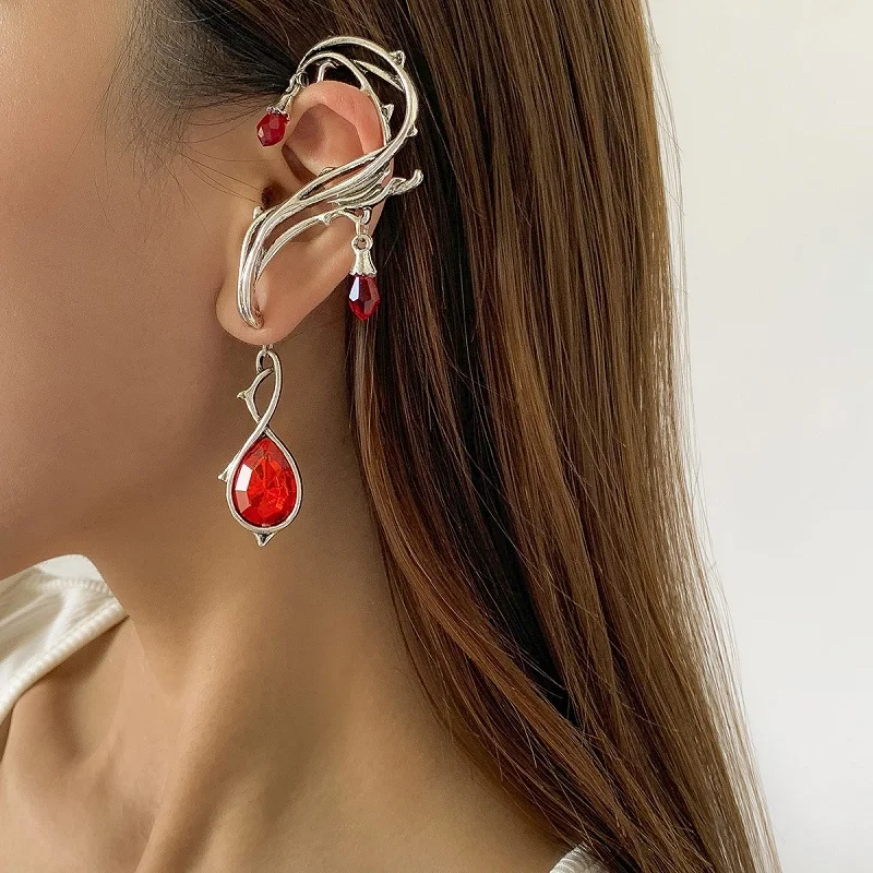 Red Crystal Dangle Vintage Cuff Ear Clip Earrings For Women Fashion Jewelry Vine Winding Gothic Punk Earrings Pircing
Red Crystal Dangle Vintage Cuff Ear Clip Earrings For Women Fashion Jewelry Vine Winding Gothic Punk Earrings Pircing