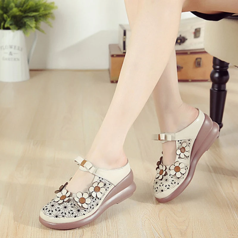SNURULAN Spring Handmade Cow Leather Wedges Women's Shoes Ethnic Style Hollow Flower Woman Slippers Summer Breathable Sandal
SNURULAN Spring Handmade Cow Leather Wedges Women's Shoes Ethnic Style Hollow Flower Woman Slippers Summer Breathable Sandal