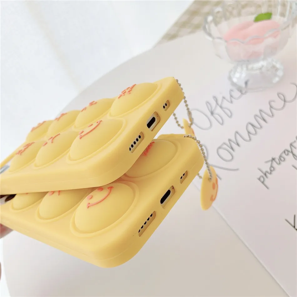Relive Stress Fidget Toys Push It Bubble Phone Case For iphone 6 7 8 Plus SE X XR XS 11 12 Pro Max 3D Smiling Face Soft Cover
Relive Stress Fidget Toys Push It Bubble Phone Case For iphone 6 7 8 Plus SE X XR XS 11 12 Pro Max 3D Smiling Face Soft Cover