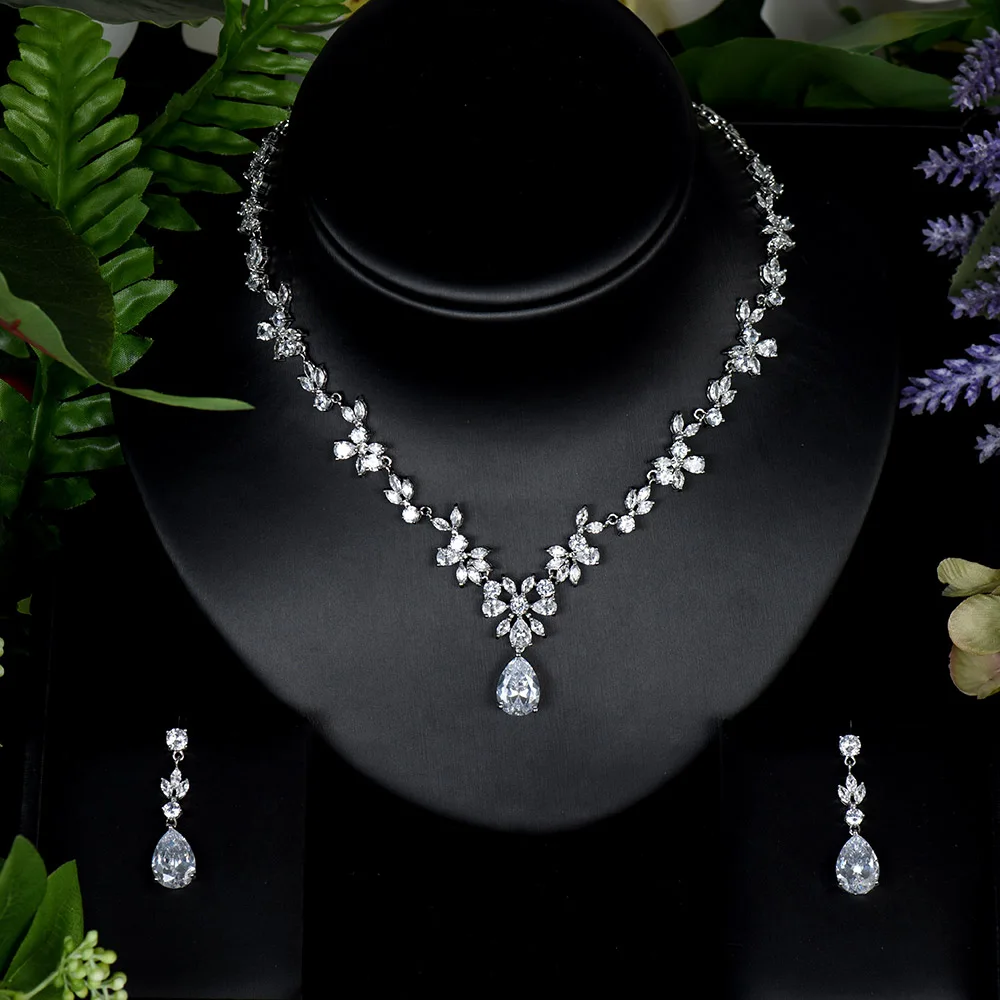 Sederyla Classic Bridal Jewellery Sets for Women's Dresses Accessories Cubic Necklace Earrings Set White Gold Wedding Ornament
Sederyla Classic Bridal Jewellery Sets for Women's Dresses Accessories Cubic Necklace Earrings Set White Gold Wedding Ornament