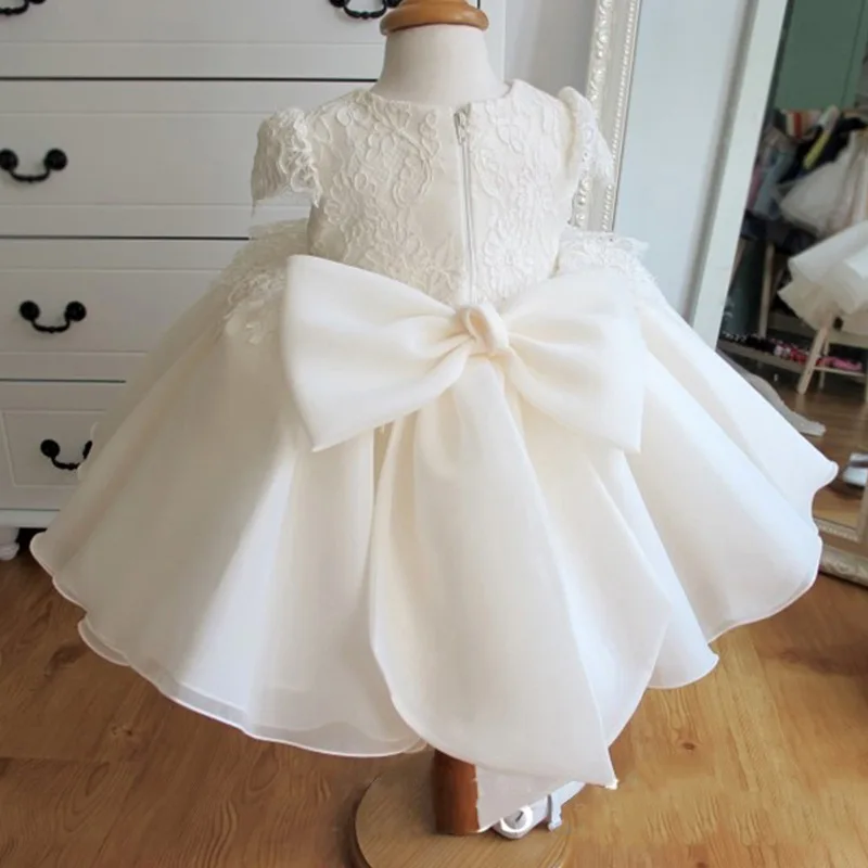 White Princess Baby Girls Dresses For Party And Wedding Baptism 1 Year Birthday Toddler Christening Gown Infant Newborn Clothing
White Princess Baby Girls Dresses For Party And Wedding Baptism 1 Year Birthday Toddler Christening Gown Infant Newborn Clothing