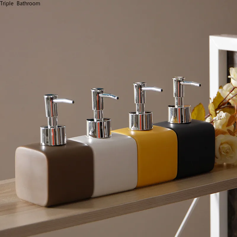 European Ceramic Lotion bottle Essence Gel bottle Liquid Soap Dispenser Kitchen hand sanitizer Storage shampoo Shower bottles
European Ceramic Lotion bottle Essence Gel bottle Liquid Soap Dispenser Kitchen hand sanitizer Storage shampoo Shower bottles