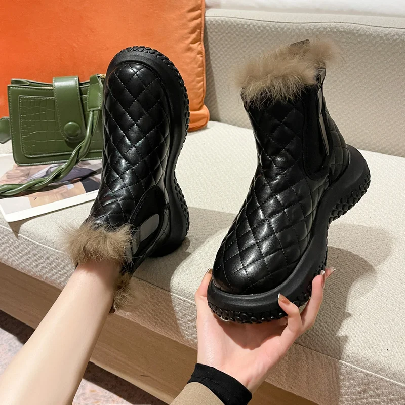 2022 Winter Women's Boots Anti-skiing Boots Women's Warmth with Velvet Short Lattice Luxury Designer Short Boots Women's Shoes
2022 Winter Women's Boots Anti-skiing Boots Women's Warmth with Velvet Short Lattice Luxury Designer Short Boots Women's Shoes