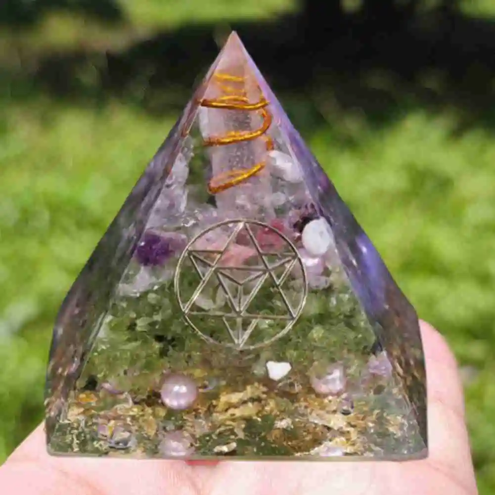 Natural Olivine Pyramid Energy Yoga Symbol Chakra Balancing Stone Reiki Healing Crystal Resin Lucky Gift Home Decoration Ornment
Natural Olivine Pyramid Energy Yoga Symbol Chakra Balancing Stone Reiki Healing Crystal Resin Lucky Gift Home Decoration Ornment