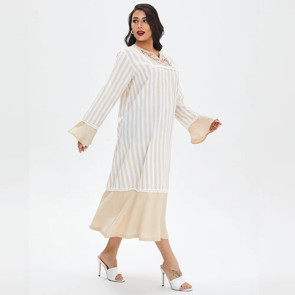 Muslim Fashion Muslim Dress Loose Waist Dubai Arab Eid Long Robe Middle East Embroidered Plus Size Abaya Turkey Robe Donsignet
Muslim Fashion Muslim Dress Loose Waist Dubai Arab Eid Long Robe Middle East Embroidered Plus Size Abaya Turkey Robe Donsignet