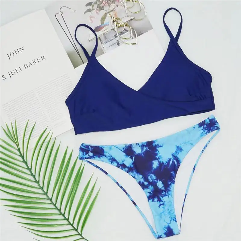 Bikinis 2021 Woman Simple Fashion Tie Dye Bikini Female Swimsuit Women Swimwear Bikini Set Ink Printed Bather Bathing Suit Swim
Bikinis 2021 Woman Simple Fashion Tie Dye Bikini Female Swimsuit Women Swimwear Bikini Set Ink Printed Bather Bathing Suit Swim