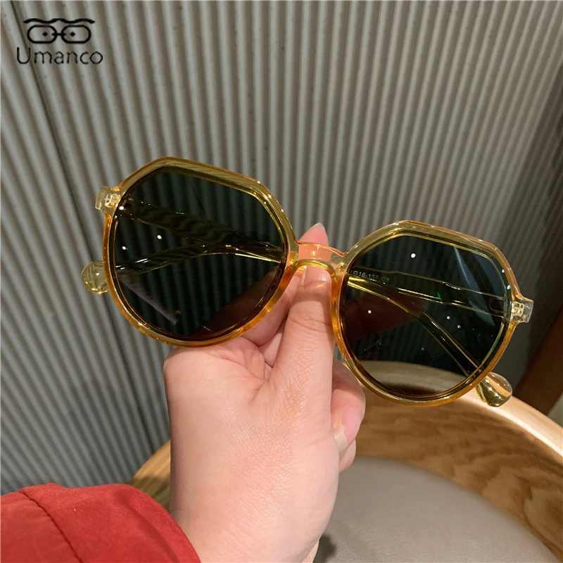 2021 New Fashion Polygon Square Sunglasses for Women Men PC Frame Black White Sun Glasses Anti UV400 Beach Travel Street Shields
2021 New Fashion Polygon Square Sunglasses for Women Men PC Frame Black White Sun Glasses Anti UV400 Beach Travel Street Shields