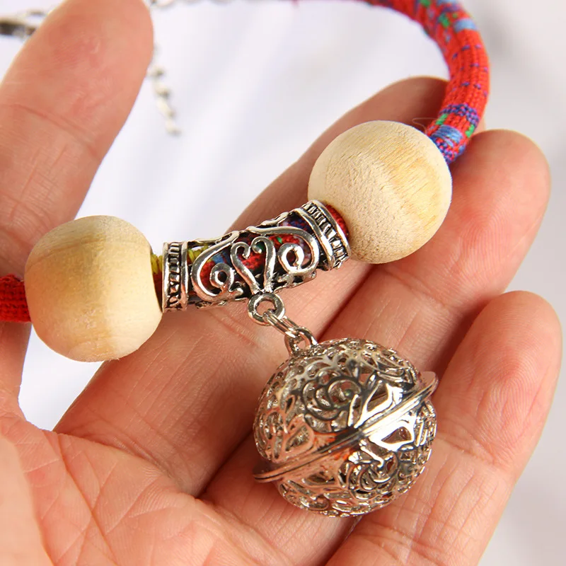 Pet Collar Cat&Dog Bell Collar Hand-Woven Neck Camphor Wood Beads Lasting Insect-proof Folk-Custom Pet Supplies
Pet Collar Cat&Dog Bell Collar Hand-Woven Neck Camphor Wood Beads Lasting Insect-proof Folk-Custom Pet Supplies