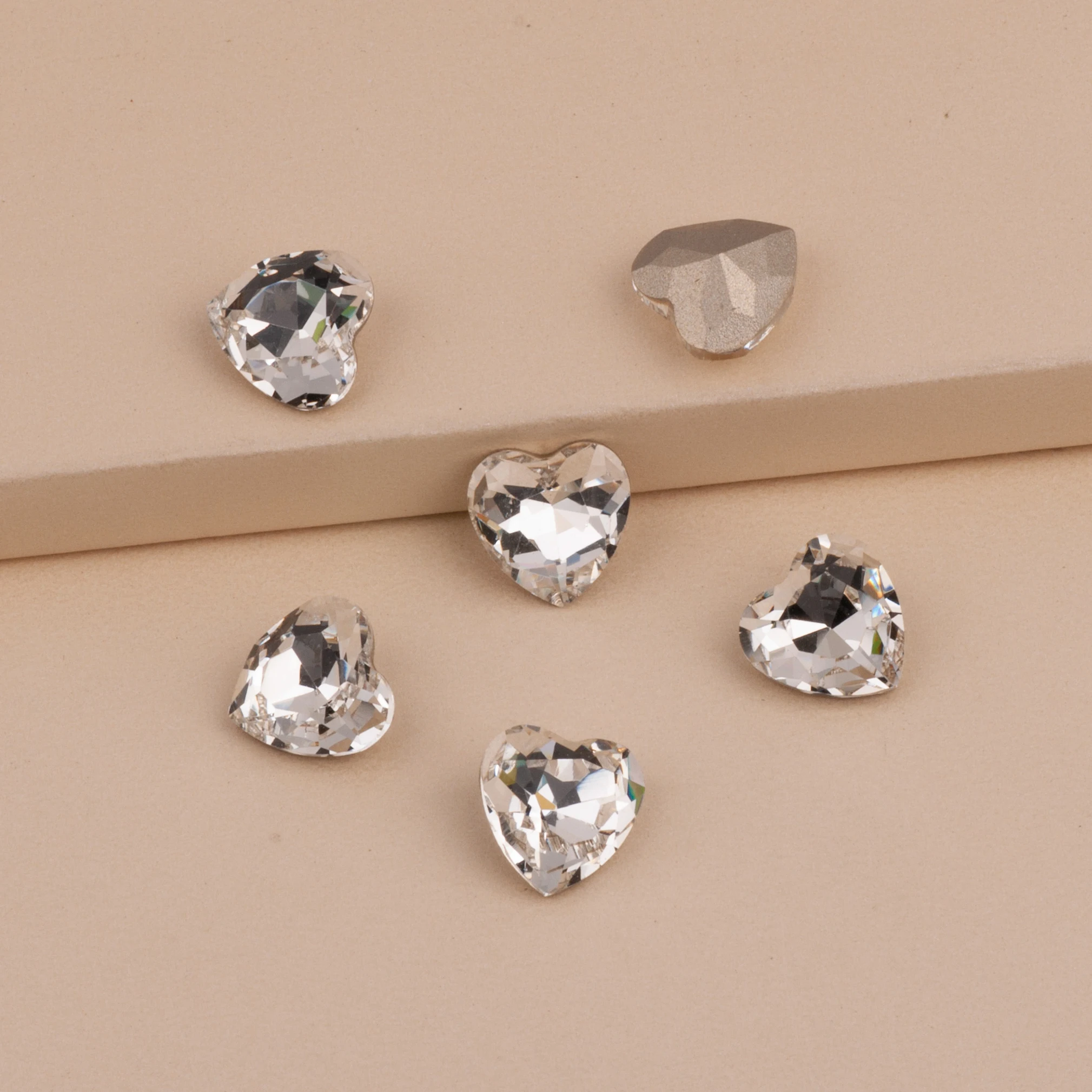 Heart Shape Nails Art Nails Accesorios Different Size of Crystal Glitter Glass Rhinestones Nail Rhinestone DIY Rhinestones
Heart Shape Nails Art Nails Accesorios Different Size of Crystal Glitter Glass Rhinestones Nail Rhinestone DIY Rhinestones