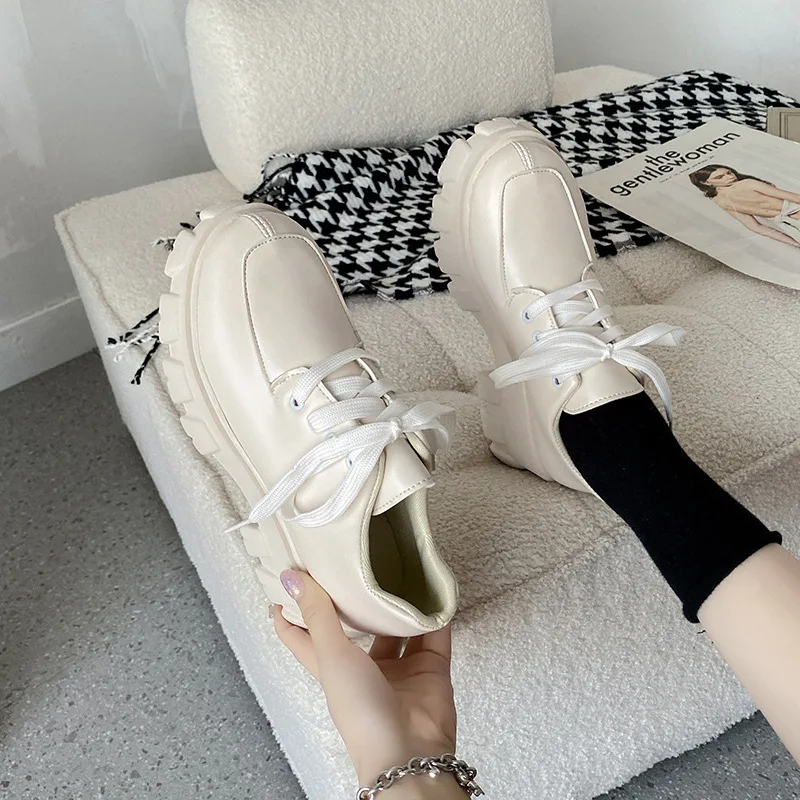 Spring Autumn England Wind Work Small Leather Shoes Retro Shallow Mouth Single Shoes Platform Shoes Fashion Beige Female Shoes
Spring Autumn England Wind Work Small Leather Shoes Retro Shallow Mouth Single Shoes Platform Shoes Fashion Beige Female Shoes