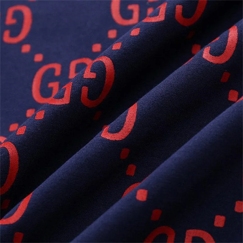 2021 Popular Polyester Men's T-shirt + Sports Beach Shorts Set SumMer High Quality Polyester T-shirt sports Running setS
2021 Popular Polyester Men's T-shirt + Sports Beach Shorts Set SumMer High Quality Polyester T-shirt sports Running setS