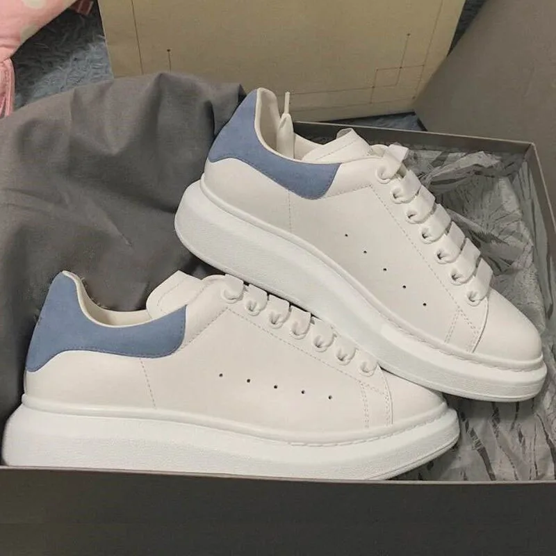 Кроссовки Mcqueen женские и мужские на платформе, брендовые теннисные туфли, белые, ME34
Кроссовки Mcqueen женские и мужские на платформе, брендовые теннисные туфли, белые, ME34