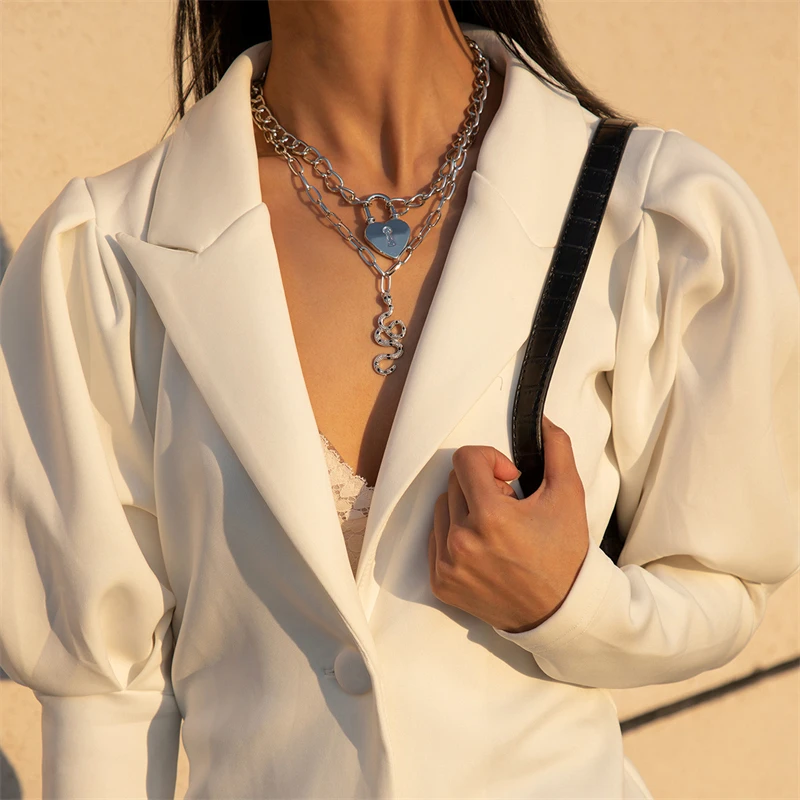 2pcs Fashion Double Layer Necklaces Snake Shape Sliver Color Heart Pendant Necklace For Women Party Chain Choker Jewelry Gift
2pcs Fashion Double Layer Necklaces Snake Shape Sliver Color Heart Pendant Necklace For Women Party Chain Choker Jewelry Gift