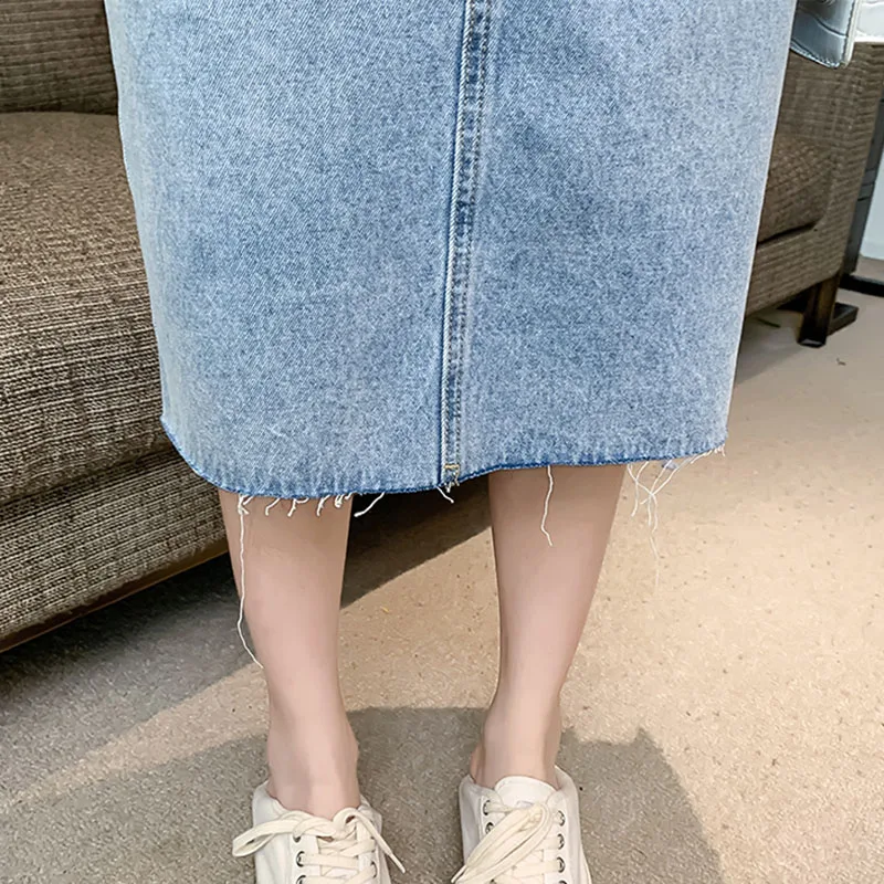 2021 Summer New Women Withe Denim Long Skirt Hole Blue High Waist Side Slit Maxi A Line Korean Casual Jean Skirts Womens
2021 Summer New Women Withe Denim Long Skirt Hole Blue High Waist Side Slit Maxi A Line Korean Casual Jean Skirts Womens