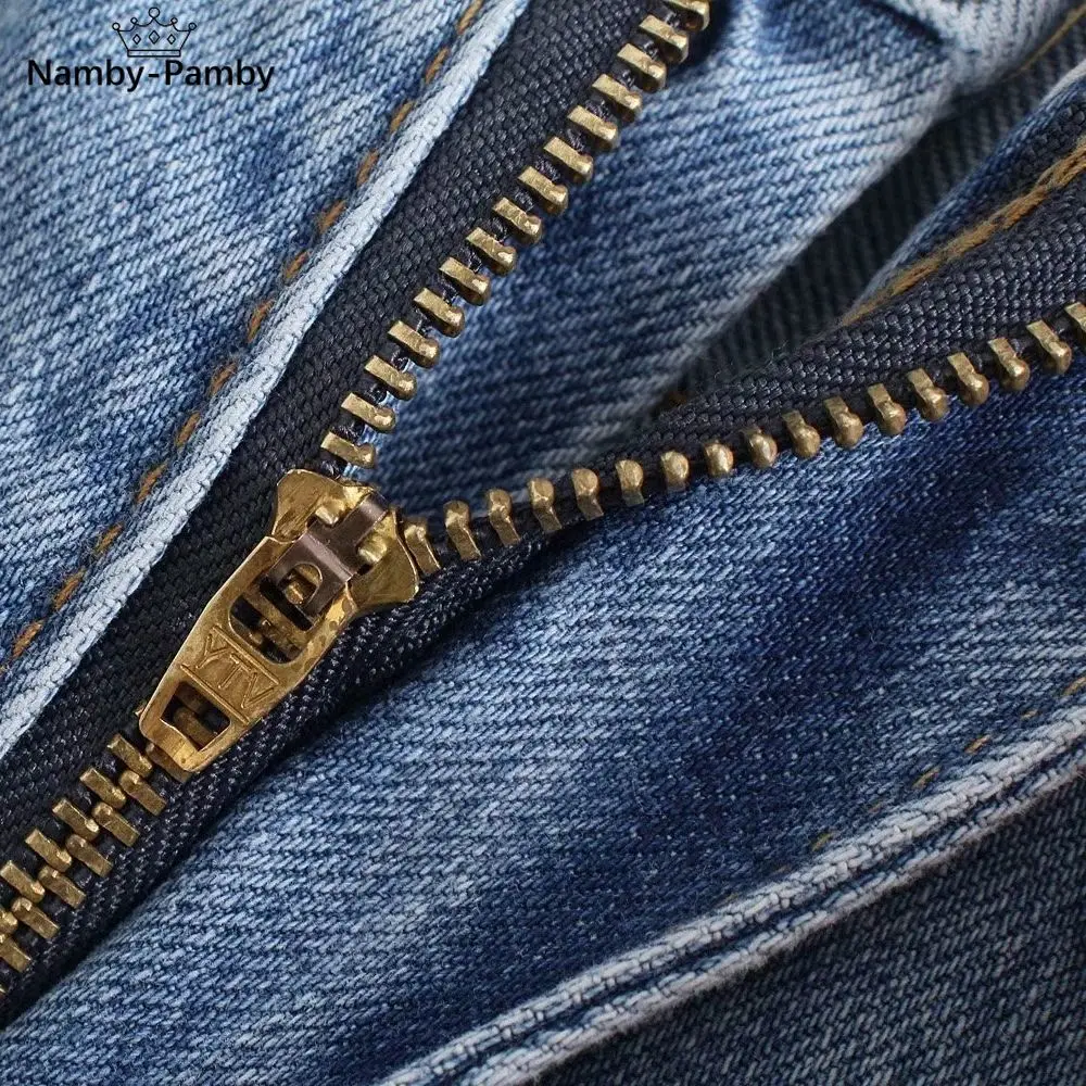2021 women stretch straight Ripped Jeans Washed full length High waist straight denim pants pocket vintage loose Hole Trousers
2021 women stretch straight Ripped Jeans Washed full length High waist straight denim pants pocket vintage loose Hole Trousers