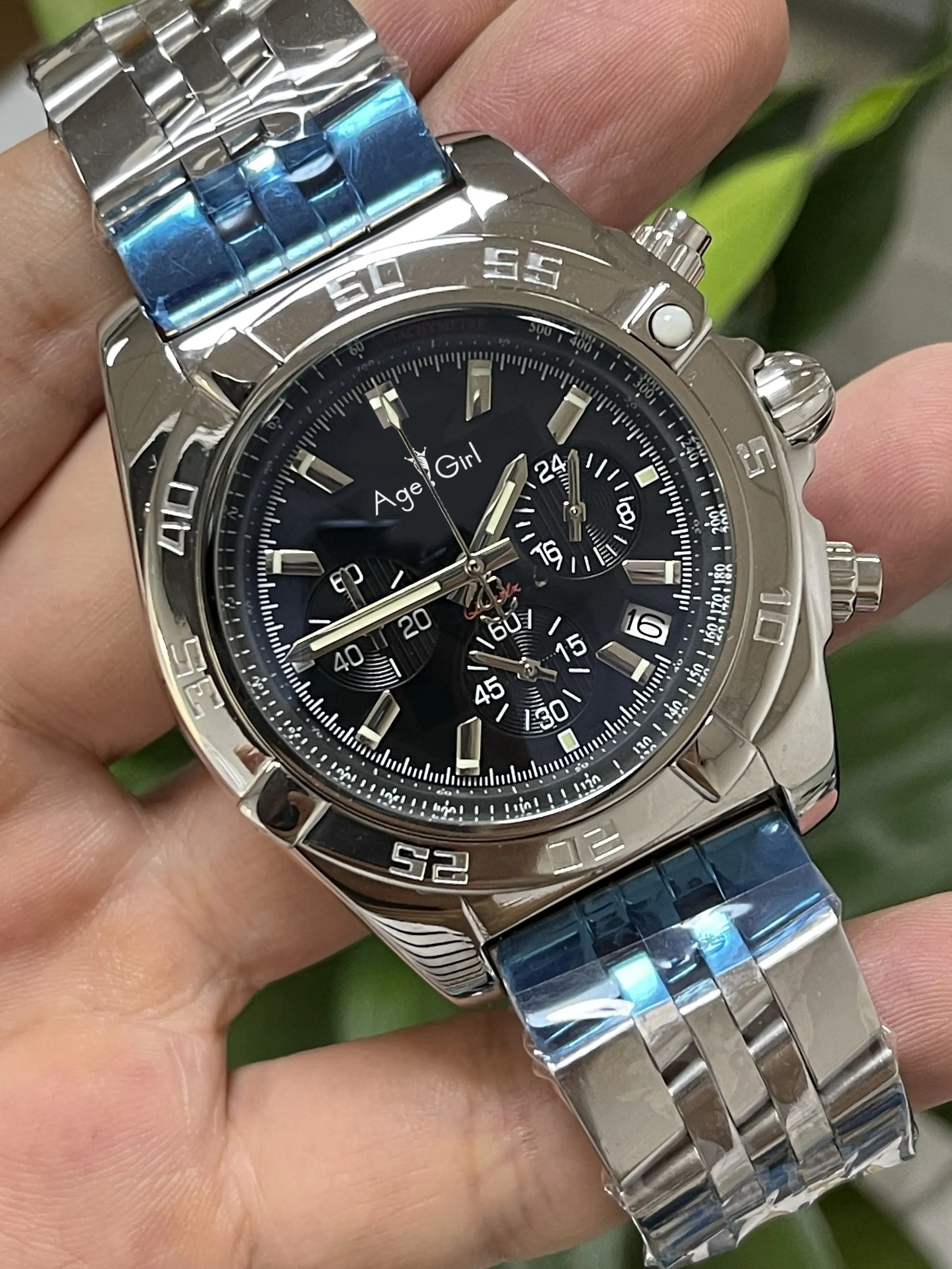 Luxury New Quartz Chronograph Men Sapphire Stainless Steel Bracelet 1884 Blue Black White Chronometer Watch Rotating Bezel 43mm
Luxury New Quartz Chronograph Men Sapphire Stainless Steel Bracelet 1884 Blue Black White Chronometer Watch Rotating Bezel 43mm