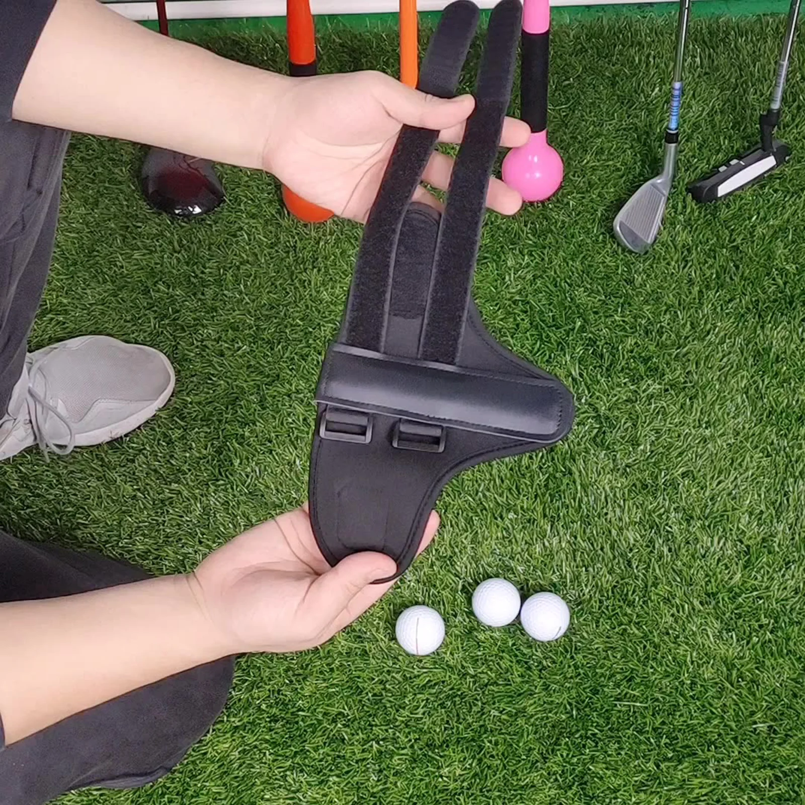 Golf Beginner Wrist Holder Swing Corrector Support Adjustable Length Wrist Holder Single and Double Belts Training Accessories
Golf Beginner Wrist Holder Swing Corrector Support Adjustable Length Wrist Holder Single and Double Belts Training Accessories