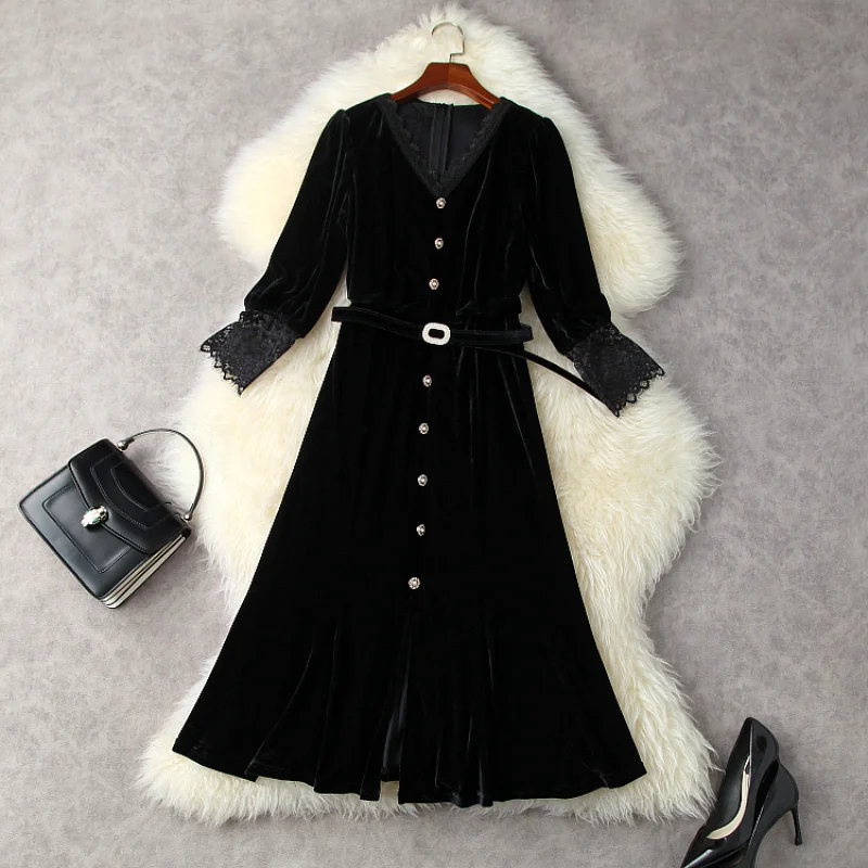 New Autumn 2022 Three-quarter Sleeves V-neck Stitching Bud Silk Fashionable Velvet Dress European and American Women's Wear
New Autumn 2022 Three-quarter Sleeves V-neck Stitching Bud Silk Fashionable Velvet Dress European and American Women's Wear