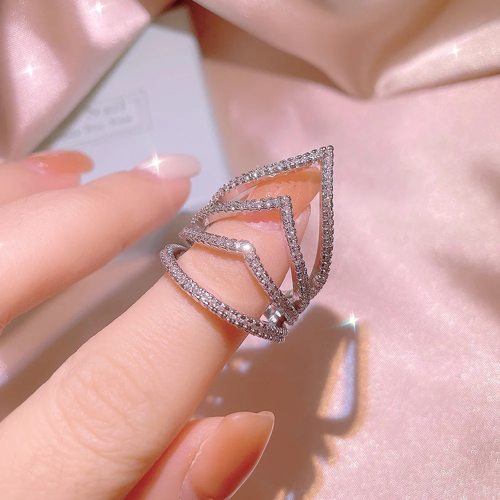 Exquisite 925 Sterling Silver Luxury Double Layers Index Finger Ring Jewelry Clear Micro Cubic Zirconia Wedding Engagement Rings
Exquisite 925 Sterling Silver Luxury Double Layers Index Finger Ring Jewelry Clear Micro Cubic Zirconia Wedding Engagement Rings