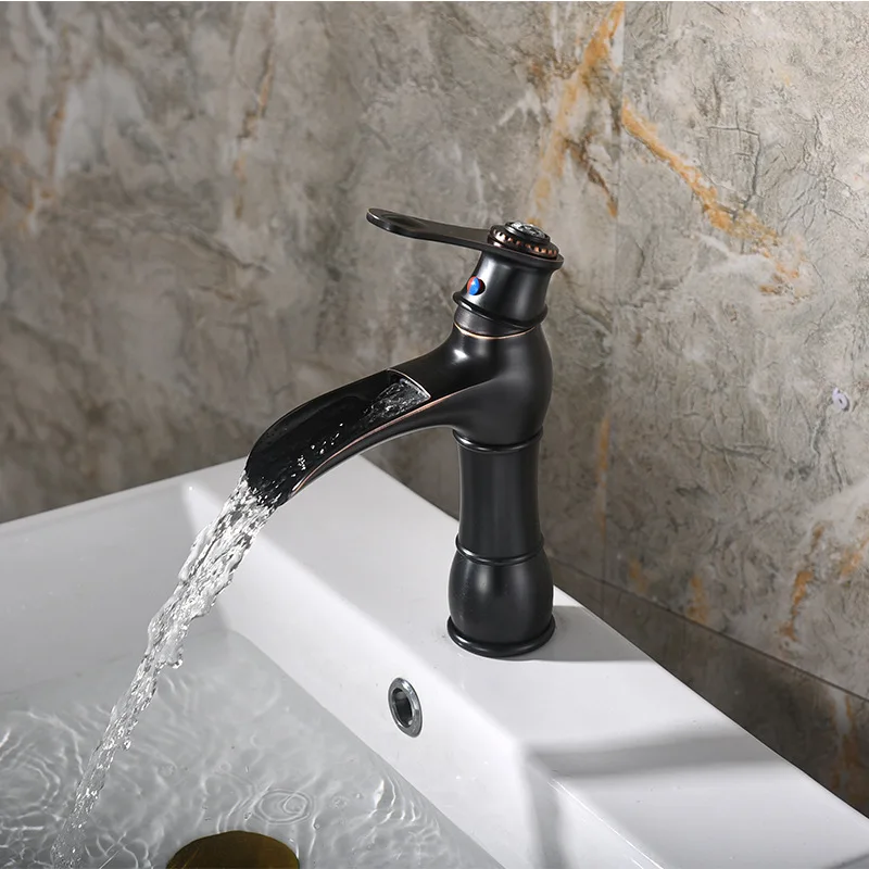 

Manufacturers Direct Sales Of All Kinds Of Water Tanks Black Brushed Duluo Basin Faucet Gold Plating