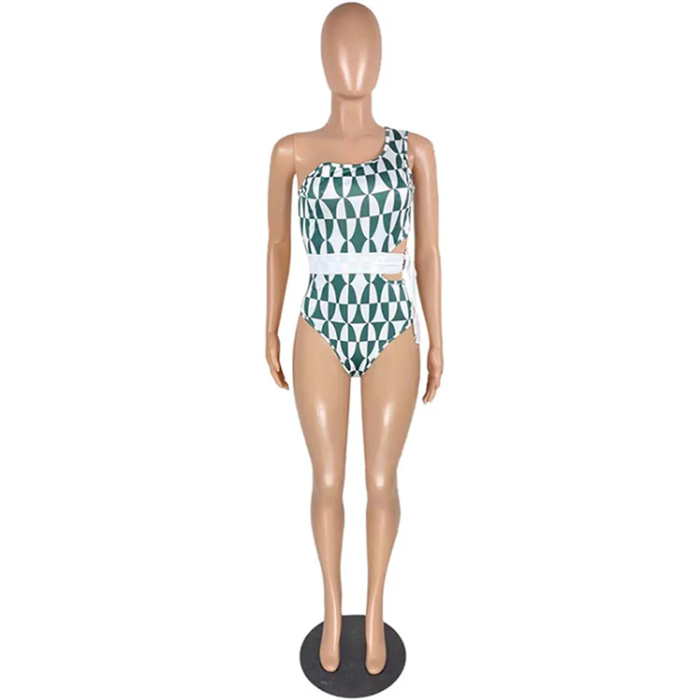 Summer Color Block One Piece Swimsuit for Women One Shoulder Oblique Collar Jumpsuit with Waist Strap Bodycon Beachwear Outfit 
Summer Color Block One Piece Swimsuit for Women One Shoulder Oblique Collar Jumpsuit with Waist Strap Bodycon Beachwear Outfit