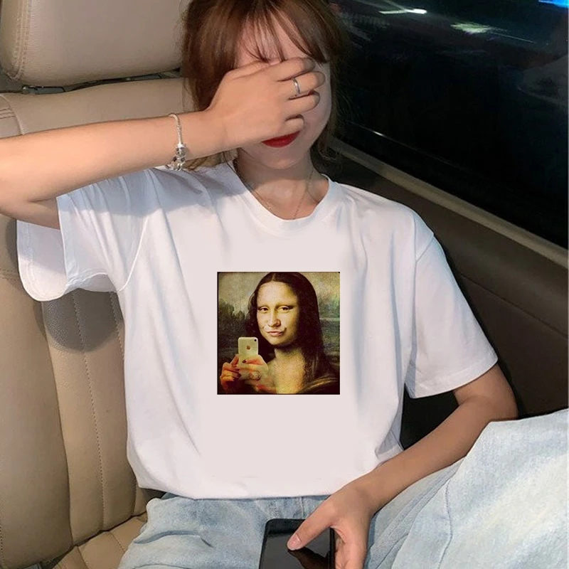 Summer New Funny Make fun of Mona Lisa T-shirt Printed Chic Harajuku Neck Casual Retro Top Women's Fashion T-shirt
Summer New Funny Make fun of Mona Lisa T-shirt Printed Chic Harajuku Neck Casual Retro Top Women's Fashion T-shirt