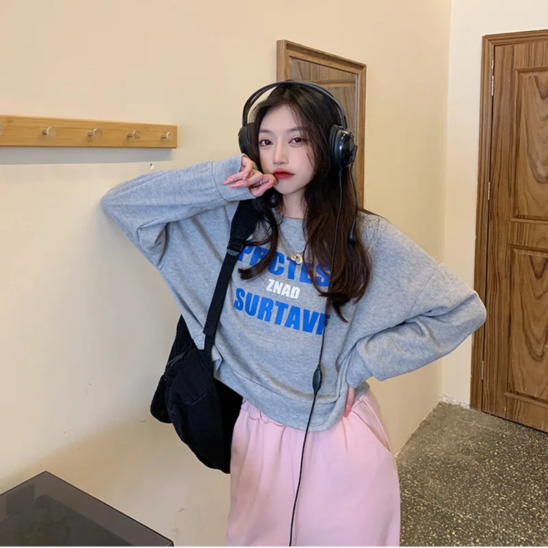 Short Round Neck Sweater Printed Thin Blouse Women's Spring And Autumn 2021 New Fashion Casual All-match Em*
Short Round Neck Sweater Printed Thin Blouse Women's Spring And Autumn 2021 New Fashion Casual All-match Em*