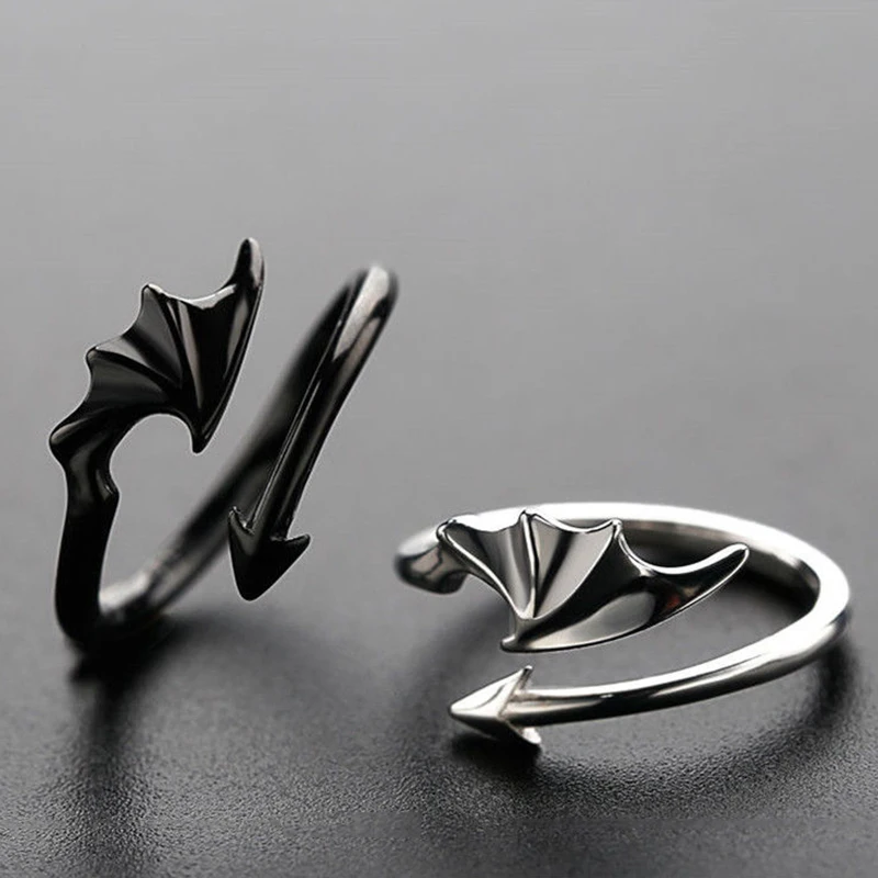 ins Angel Devil Wing Ring for Men Women Trendy Black and White Wings Couple Matching Rings Couple Christmas Valentine's Day Gift
ins Angel Devil Wing Ring for Men Women Trendy Black and White Wings Couple Matching Rings Couple Christmas Valentine's Day Gift