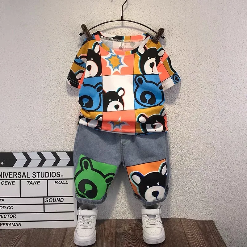 Boys Children's Clothing Summer Casual Fashion Cute Cartoon Printed Short-Sleeved T-Shirt + Trousers Kids Two-Piece Suit BT172
Boys Children's Clothing Summer Casual Fashion Cute Cartoon Printed Short-Sleeved T-Shirt + Trousers Kids Two-Piece Suit BT172