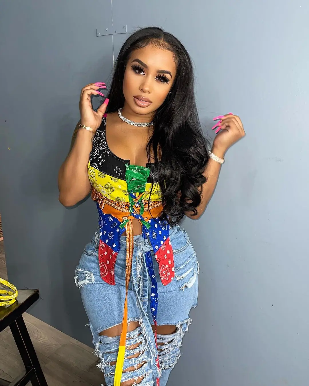 Vintage Print Sleeveless Irregular Tshirt Top Sexy Casual Lace Up Bandage Tee Top Streetwear Ladies Summer Party Club wear
Vintage Print Sleeveless Irregular Tshirt Top Sexy Casual Lace Up Bandage Tee Top Streetwear Ladies Summer Party Club wear