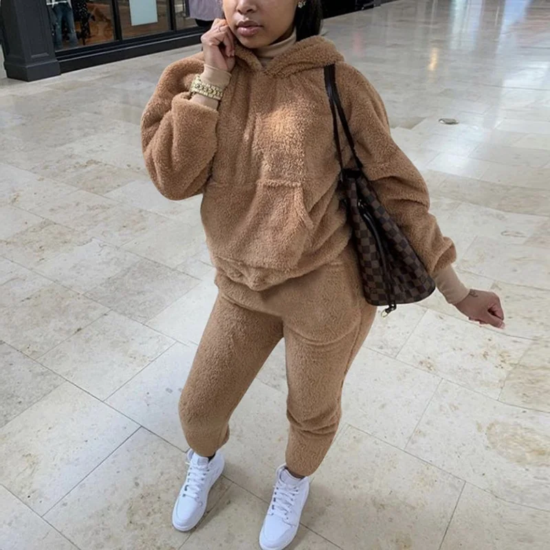 Tracksuits Casual Plush Warm Fluffy Suits Women's Long Sleeve Hooded Sweatshirt Hoodie Long Sporty 2 Piece Set
Tracksuits Casual Plush Warm Fluffy Suits Women's Long Sleeve Hooded Sweatshirt Hoodie Long Sporty 2 Piece Set