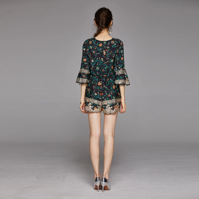 Make spot v-neck positioning printing exotic vacation fan show thin wide leg jumpsuits with short sleeves
Make spot v-neck positioning printing exotic vacation fan show thin wide leg jumpsuits with short sleeves