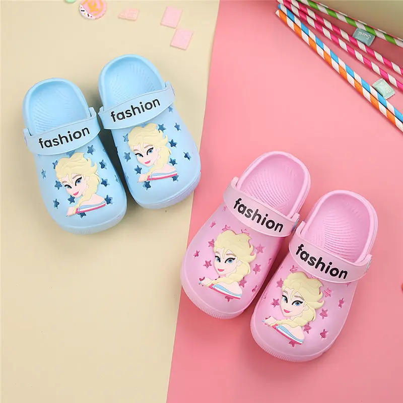 Disney summer children's cartoon frozen girl garden shoes non-slip wear-resistant soft bottom hole shoes indoor sandals
Disney summer children's cartoon frozen girl garden shoes non-slip wear-resistant soft bottom hole shoes indoor sandals