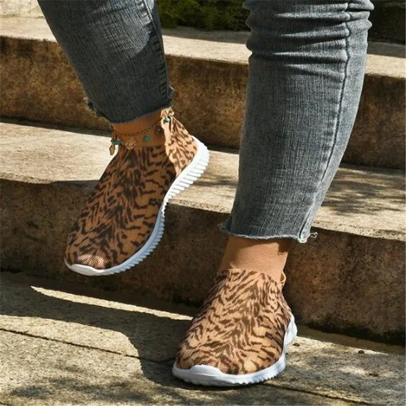 Women's shoes 2021 new spring and autumn casual shoes women fashion light and breathable womens bottom platform sneakers loafers
Women's shoes 2021 new spring and autumn casual shoes women fashion light and breathable womens bottom platform sneakers loafers