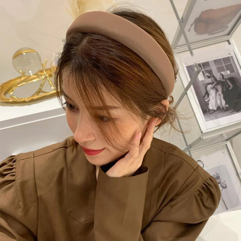 Leather Sponge Head Hoop Vintage Padded Headbands Solid Color Thick Hair Hoop Simple Sweet Hair Accessories Wide Brim Hairbands
Leather Sponge Head Hoop Vintage Padded Headbands Solid Color Thick Hair Hoop Simple Sweet Hair Accessories Wide Brim Hairbands