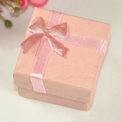 Red Rings Box,Earrings Pendant Box Display Packaging Gift Box Fashion Jewelry Box 4*4*3.2 cm
Red Rings Box,Earrings Pendant Box Display Packaging Gift Box Fashion Jewelry Box 4*4*3.2 cm