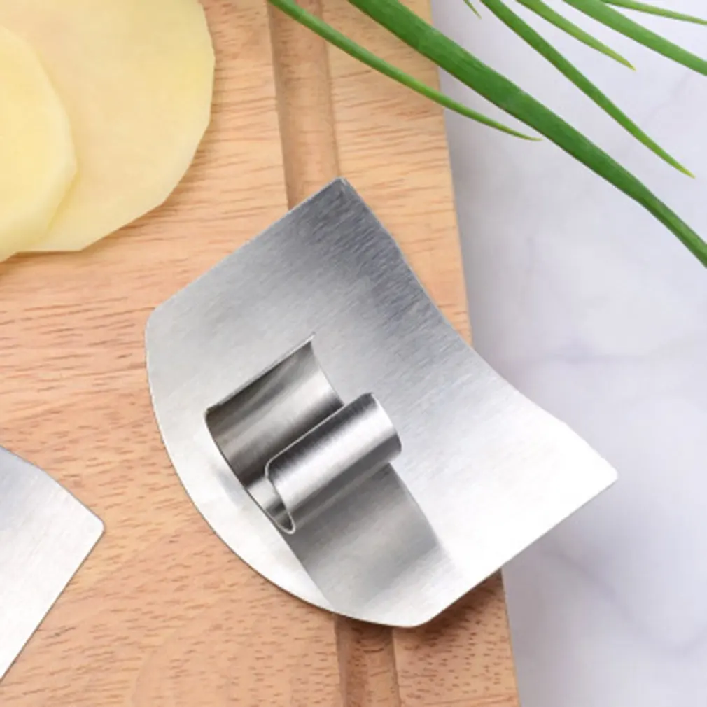 Stainless Steel Kitchen Tools Hand Finger Protector Knife Cut Slice Safe Guard Shredded Finger Guard
Stainless Steel Kitchen Tools Hand Finger Protector Knife Cut Slice Safe Guard Shredded Finger Guard
