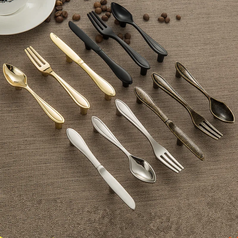 2Pcs Drawer Knobs Kitchen Handles Creative Knife Spoon Fork Design Kitchen Cabinet Handles Unique Cupboard Knobs Fashion
2Pcs Drawer Knobs Kitchen Handles Creative Knife Spoon Fork Design Kitchen Cabinet Handles Unique Cupboard Knobs Fashion