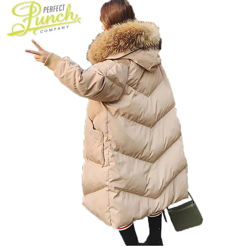Big Size 2021 New Long Winter Jackets Real Fur Woman Cotton Padded Parkas Thick Warm Wadded Oversized Outwear Abrigo Mujer ST609
Big Size 2021 New Long Winter Jackets Real Fur Woman Cotton Padded Parkas Thick Warm Wadded Oversized Outwear Abrigo Mujer ST609