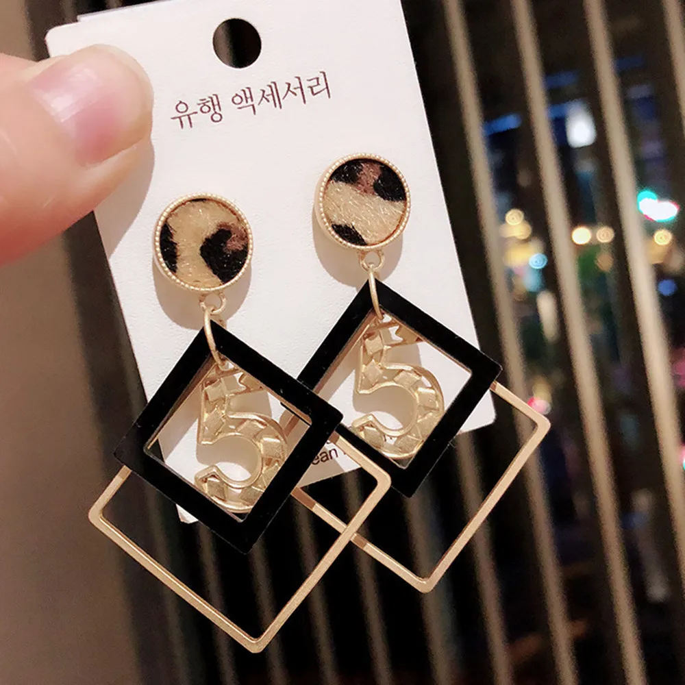 Fashion Korean Japanese Exaggerate Figure5 Leopard Earrings Women's IndividualityGeometric Stud Earrings Pendant
Fashion Korean Japanese Exaggerate Figure5 Leopard Earrings Women's IndividualityGeometric Stud Earrings Pendant