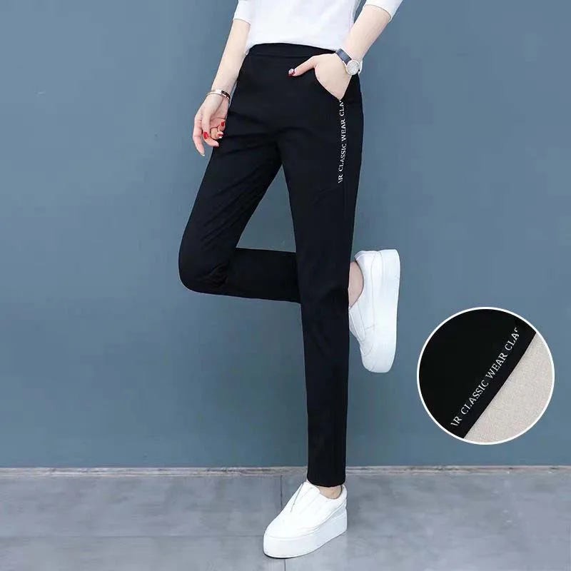 Autumn and winter sports pants women's loose thin / plush and thickened pants women's large pants women's Harun leisure pants
Autumn and winter sports pants women's loose thin / plush and thickened pants women's large pants women's Harun leisure pants