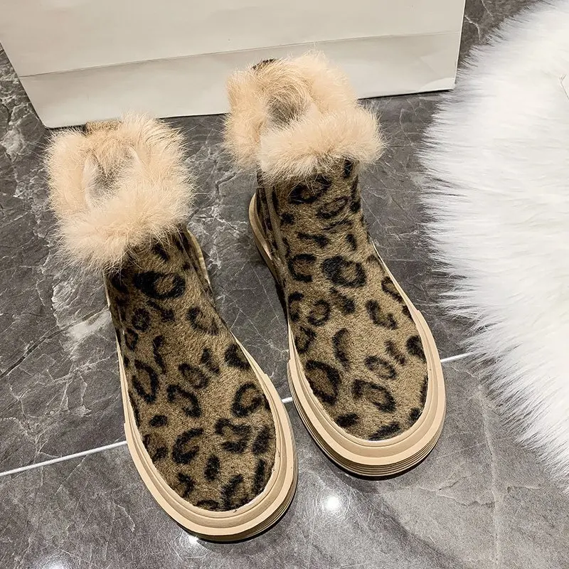 Winter Leopard Snow Boots Women Letter Printing Flat Sole Ankle Shoes Female Thick Bottom Faux Fur Martin Boots
Winter Leopard Snow Boots Women Letter Printing Flat Sole Ankle Shoes Female Thick Bottom Faux Fur Martin Boots