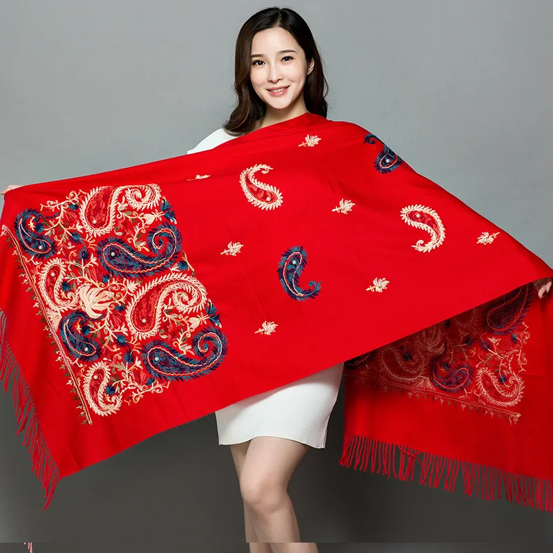 Hot Embroidery Scarf For Women Winter New 2022 Cashmere Scarves Lady Shawl Wrap Female Foulard Blanket Tassel Bandana Pashmina
Hot Embroidery Scarf For Women Winter New 2022 Cashmere Scarves Lady Shawl Wrap Female Foulard Blanket Tassel Bandana Pashmina