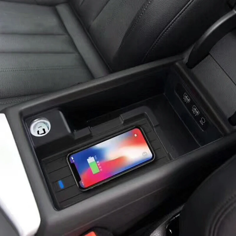 15W car QI wireless charger fast phone charger charging plate armrest box phone holder for Audi A4 B9 S4 RS4 A5 S5 RS5 2016-2021
15W car QI wireless charger fast phone charger charging plate armrest box phone holder for Audi A4 B9 S4 RS4 A5 S5 RS5 2016-2021