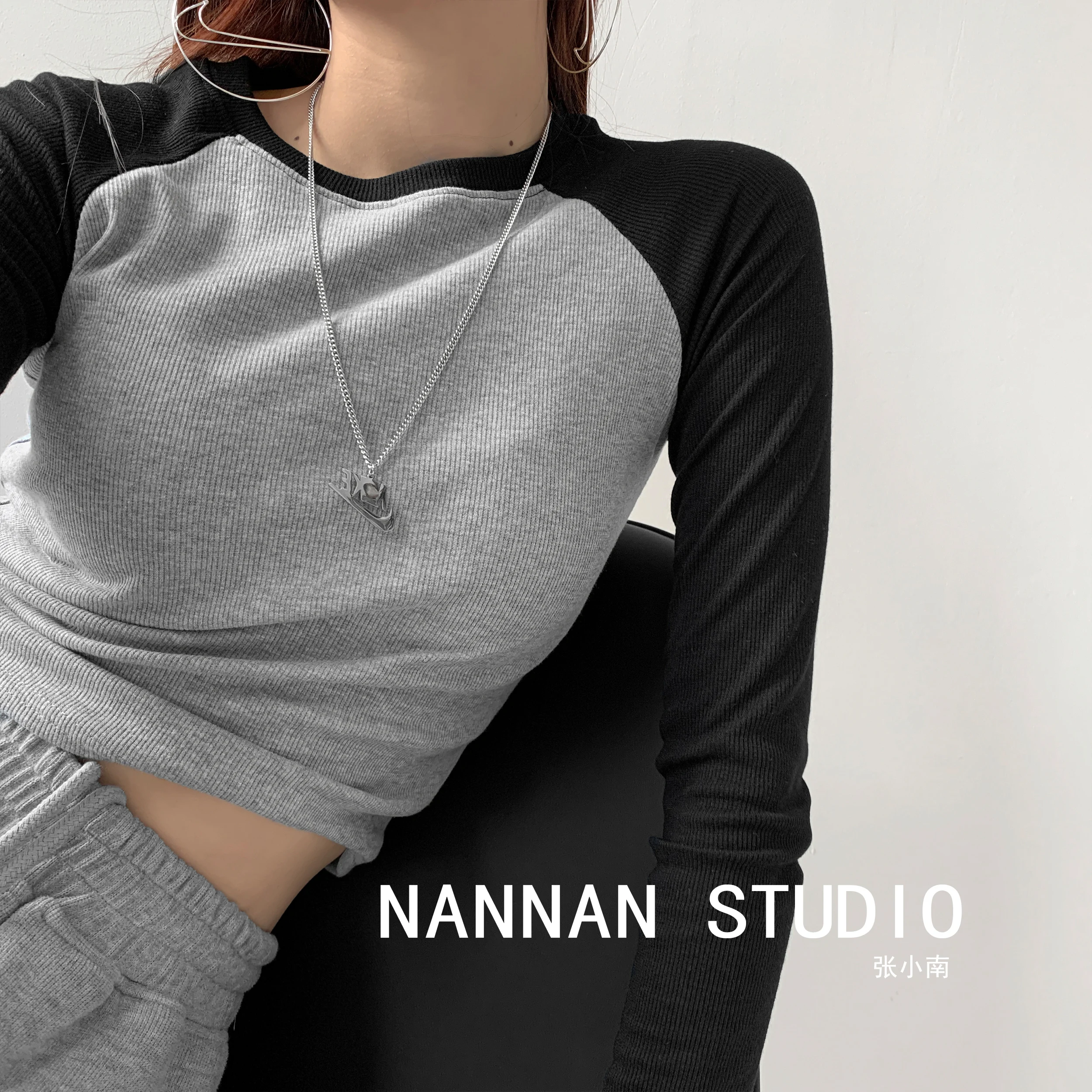 Женская футболка в стиле ретро, облегающая короткая укороченная футболка, топы в стиле Харадзюку, y2k
Женская футболка в стиле ретро, облегающая короткая укороченная футболка, топы в стиле Харадзюку, y2k