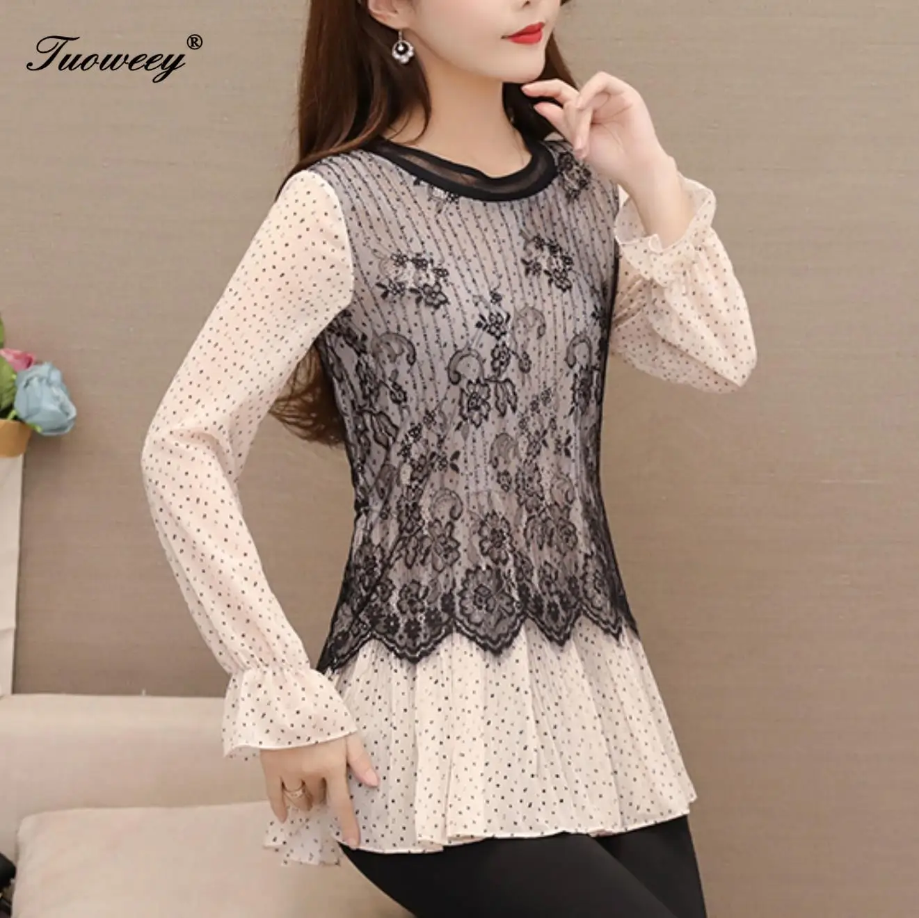 Casual Long Sleeve Floral Chiffon Patchwork Women's Shirts Plus Size Streetwear Blouse Fake Two Pieces Tops Blusas Mujer
Casual Long Sleeve Floral Chiffon Patchwork Women's Shirts Plus Size Streetwear Blouse Fake Two Pieces Tops Blusas Mujer