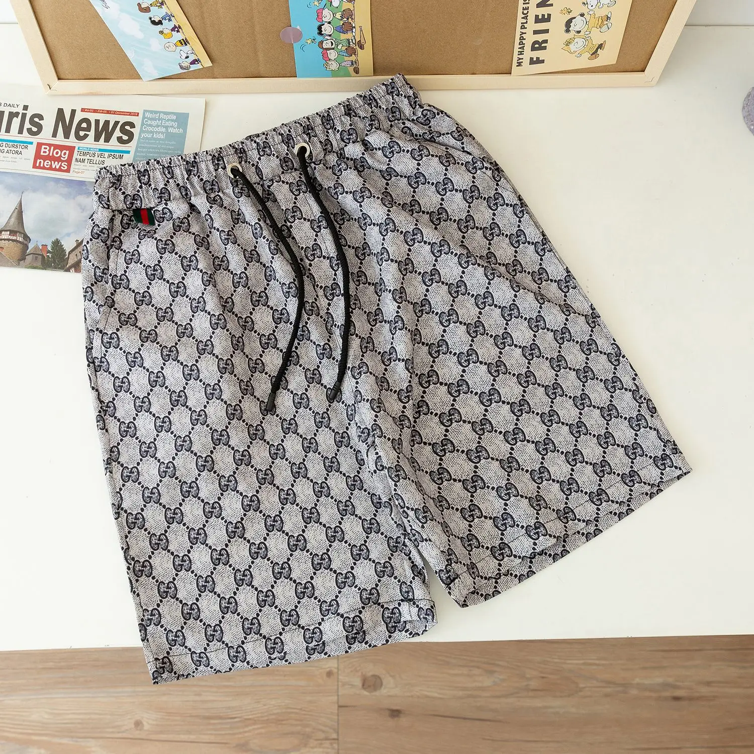 New Men's Casual Sports Shorts Multi-Color Print Outdoor Running Casual Fitness Loose Breathable Fashion Men's Shorts 2021
New Men's Casual Sports Shorts Multi-Color Print Outdoor Running Casual Fitness Loose Breathable Fashion Men's Shorts 2021