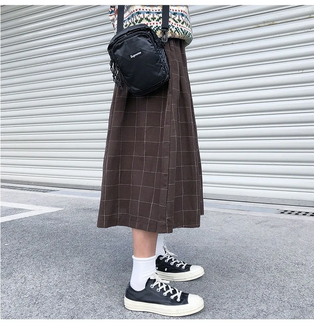 Vintage Japanese Style High Elastic Waist Long Skirts Woman 2021 Autumn Winter Plaid A-line Pleated Cotton Skirts Womens
Vintage Japanese Style High Elastic Waist Long Skirts Woman 2021 Autumn Winter Plaid A-line Pleated Cotton Skirts Womens