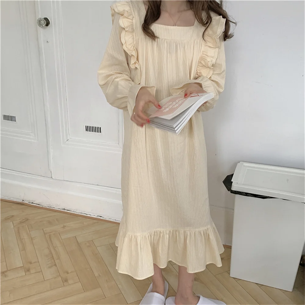 동대문 Sweet Princess Straight Pajamas Loose Homewear Cute 2021 Autumn Sleepwear Nightdress Women New Striped Casual Cotton
동대문 Sweet Princess Straight Pajamas Loose Homewear Cute 2021 Autumn Sleepwear Nightdress Women New Striped Casual Cotton